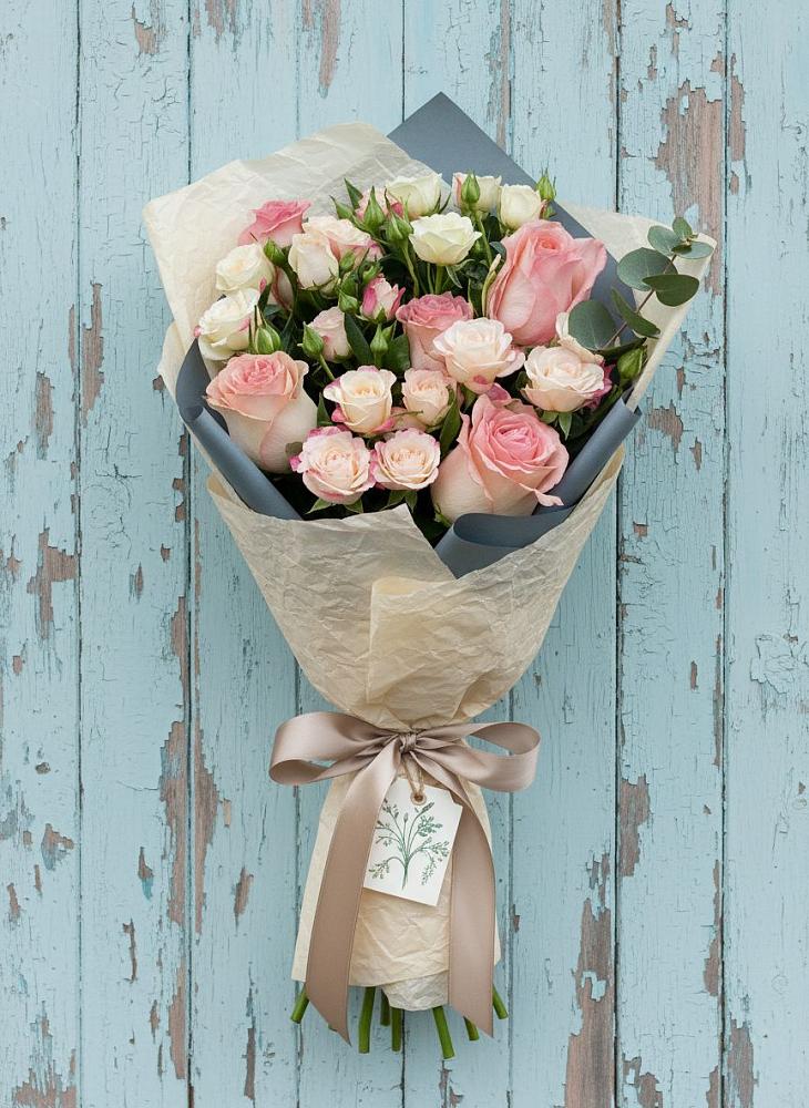 Букет цветов из: Розы в Дубенцовской