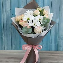 Букет цветов из:  Хризантемы и Розы в Дубенцовской