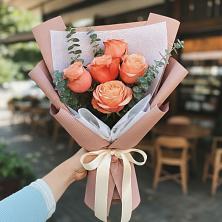 Букет цветов из:  Розы в Дубенцовской