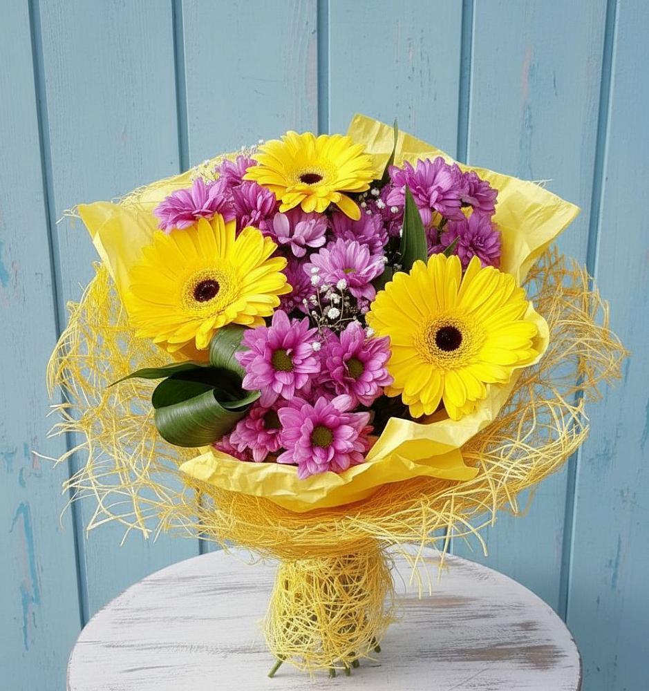 Букет цветов из: Хризантемы и Герберы в Дубенцовской