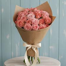 Букет цветов из:  Розы в Дубенцовской