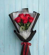 Букет цветов из:  Розы в Дубенцовской