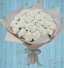 Букет цветов из:  Гвоздики в Дубенцовской